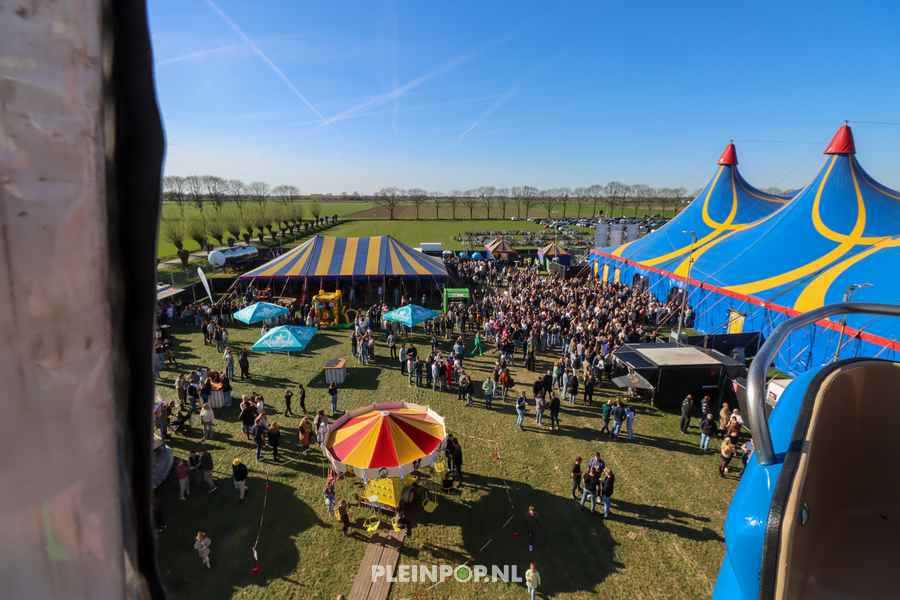 Sfeer Pleinpop Zondag (82)